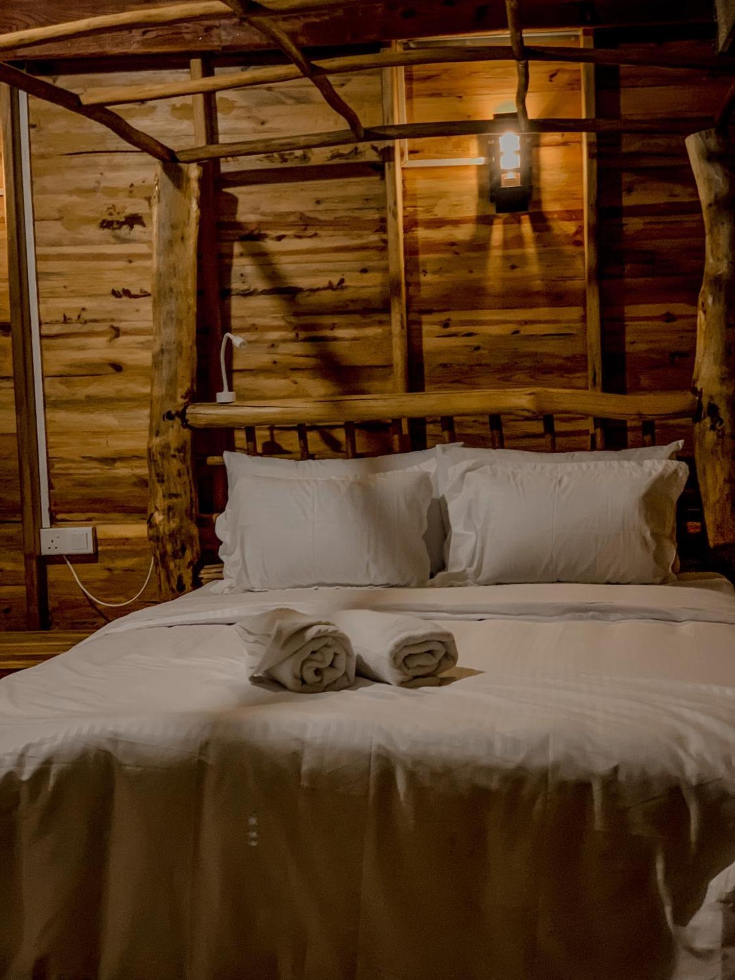 Lamiaceae Wood Cabin Ella Exterior photo